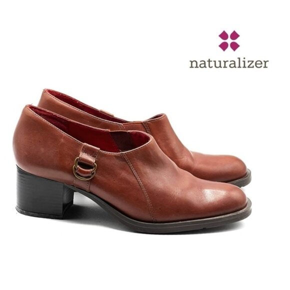 Naturalizer womens Brown Loafer slip on heels Sz 8M - Picture 1 of 11